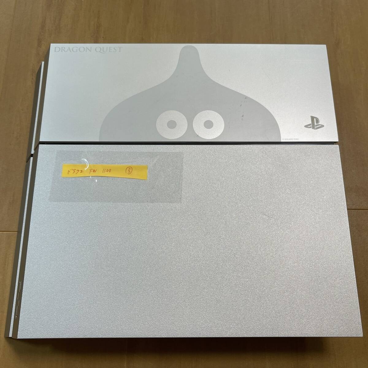 SONY PS4 PlayStation4 CUH-1100A ドラクエ メタルスライムエディション 本体のみの画像1