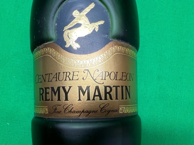 【936】REMY MARTIN CENTAURE NAPOLEON 750ml 未開栓 古酒_画像4