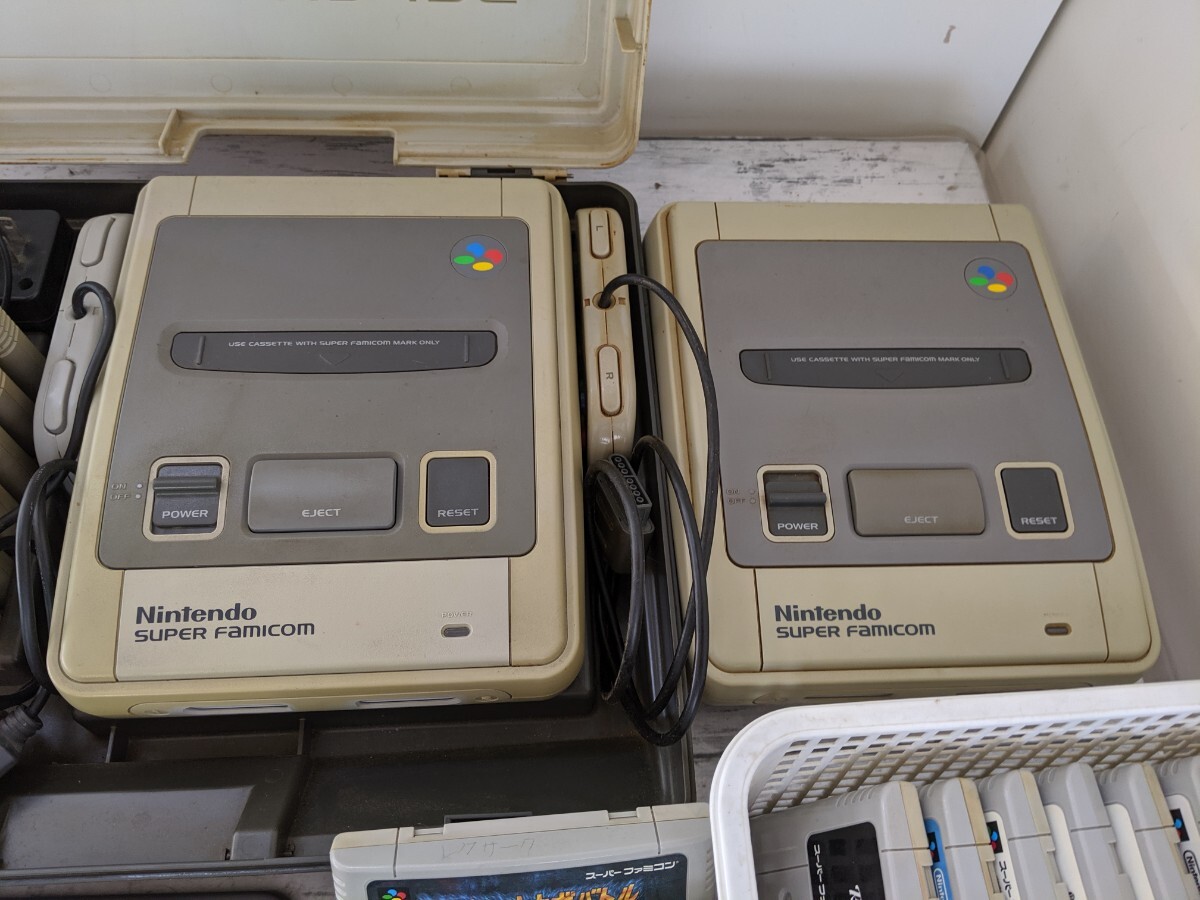 24M05-48N: 【Nintendo SNES】　Nintendo SuperFamicom 任天堂　スーパーファミコンケースその他いろいろまとめて_画像3