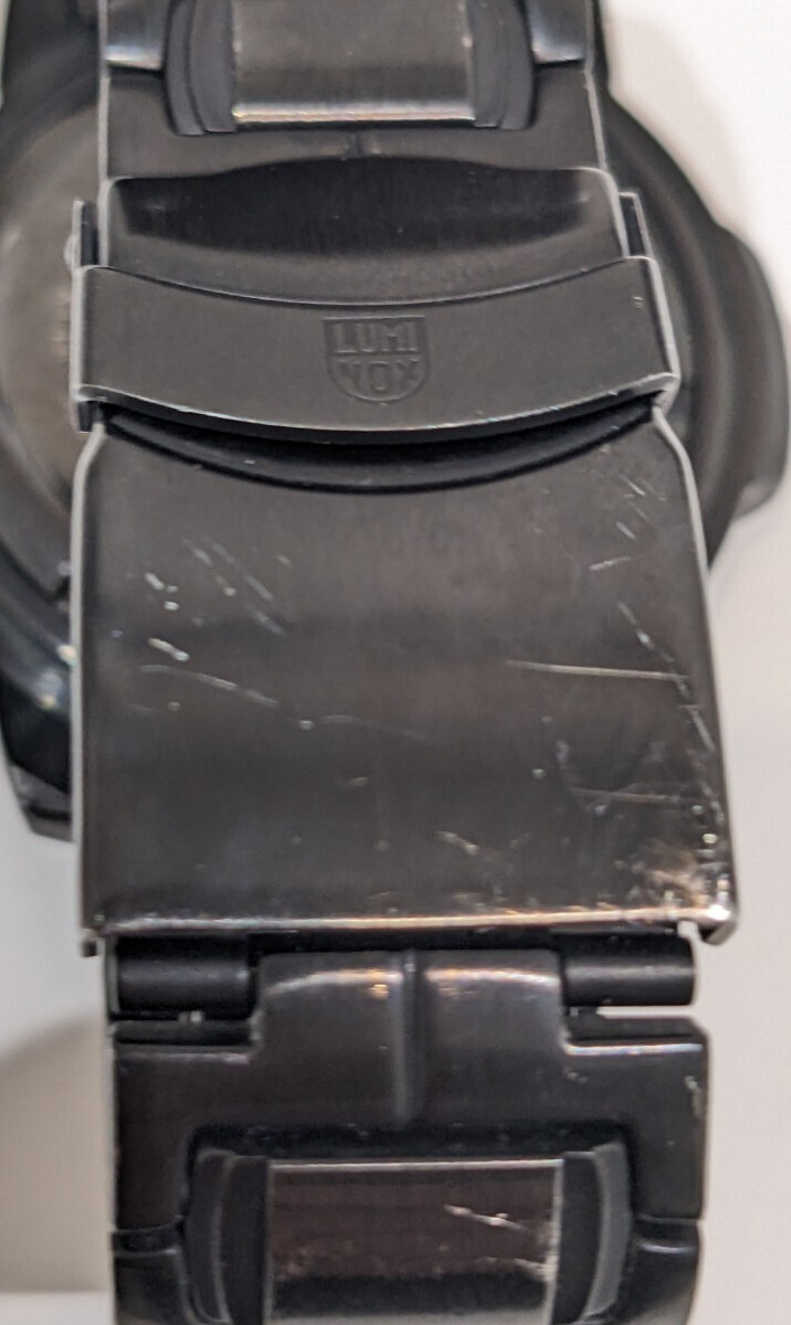 ☆【稼働品】ルミノックス LUMINOX ナイトホーク F-117 6400シリーズ 200m デイト 黒文字盤 クォーツ メンズ 腕時計 箱付き_画像5