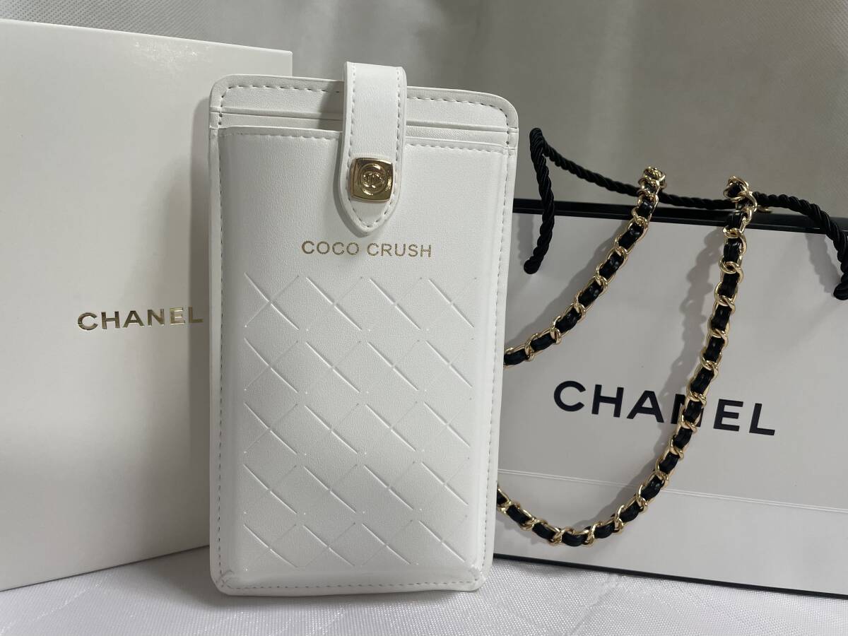 ◆ CHANEL シャネル ココクラッシュVip チェーン付きポーチ ホワイト ◆ スマホケース 肩掛け ノベルティ