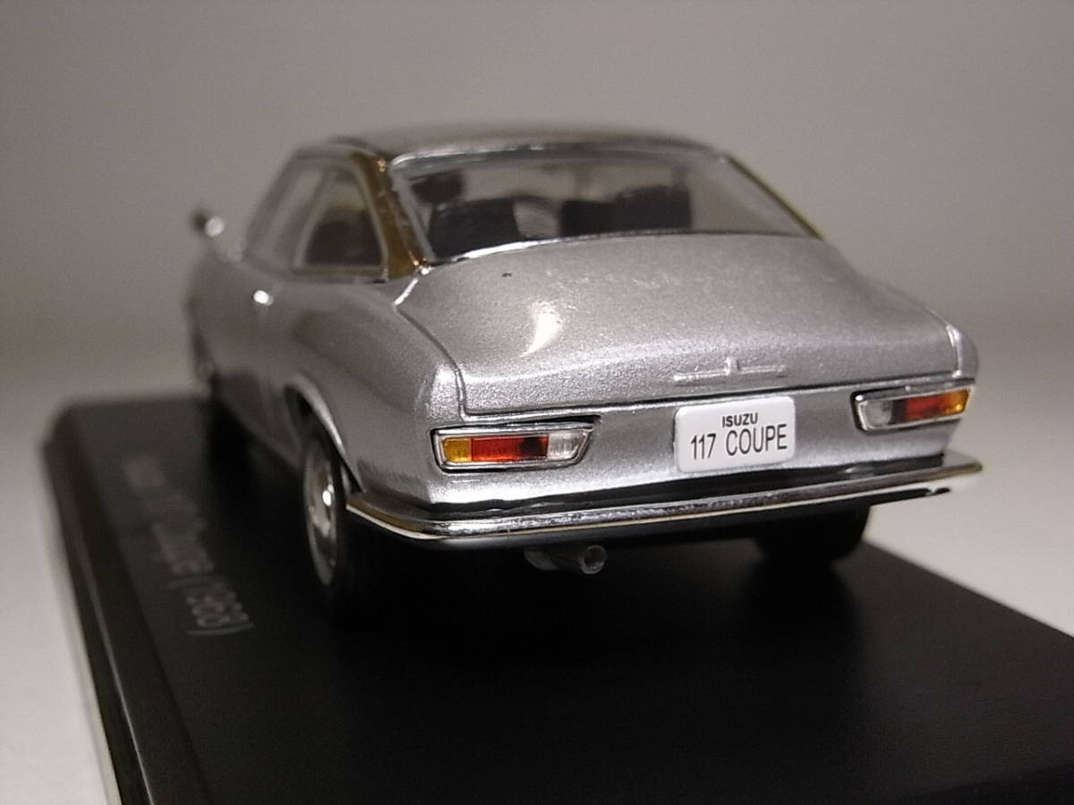 いすゞ 117クーペ(1968) 1/43 アシェット 国産名車コレクション ダイキャストミニカーの画像3
