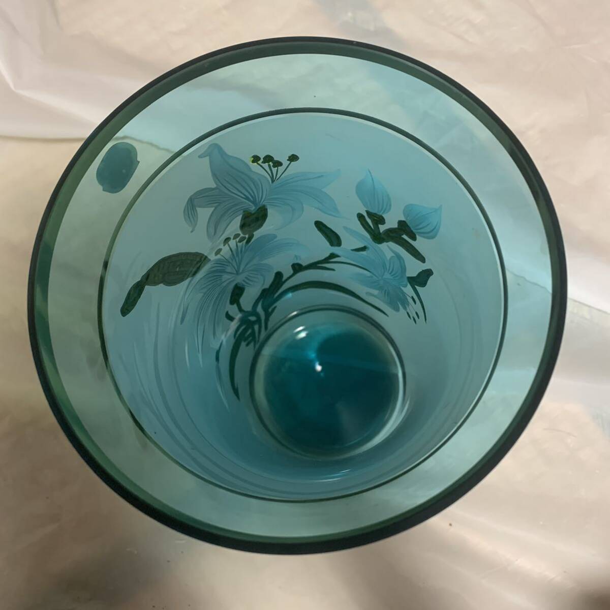 B971 ボヘミア 花瓶 フラワーベース ライトブルー 水色  花入 ガラス 高さ約25.5cm 直径約14.5cm インテリア 飾り物 花器 Bohemiaの画像5