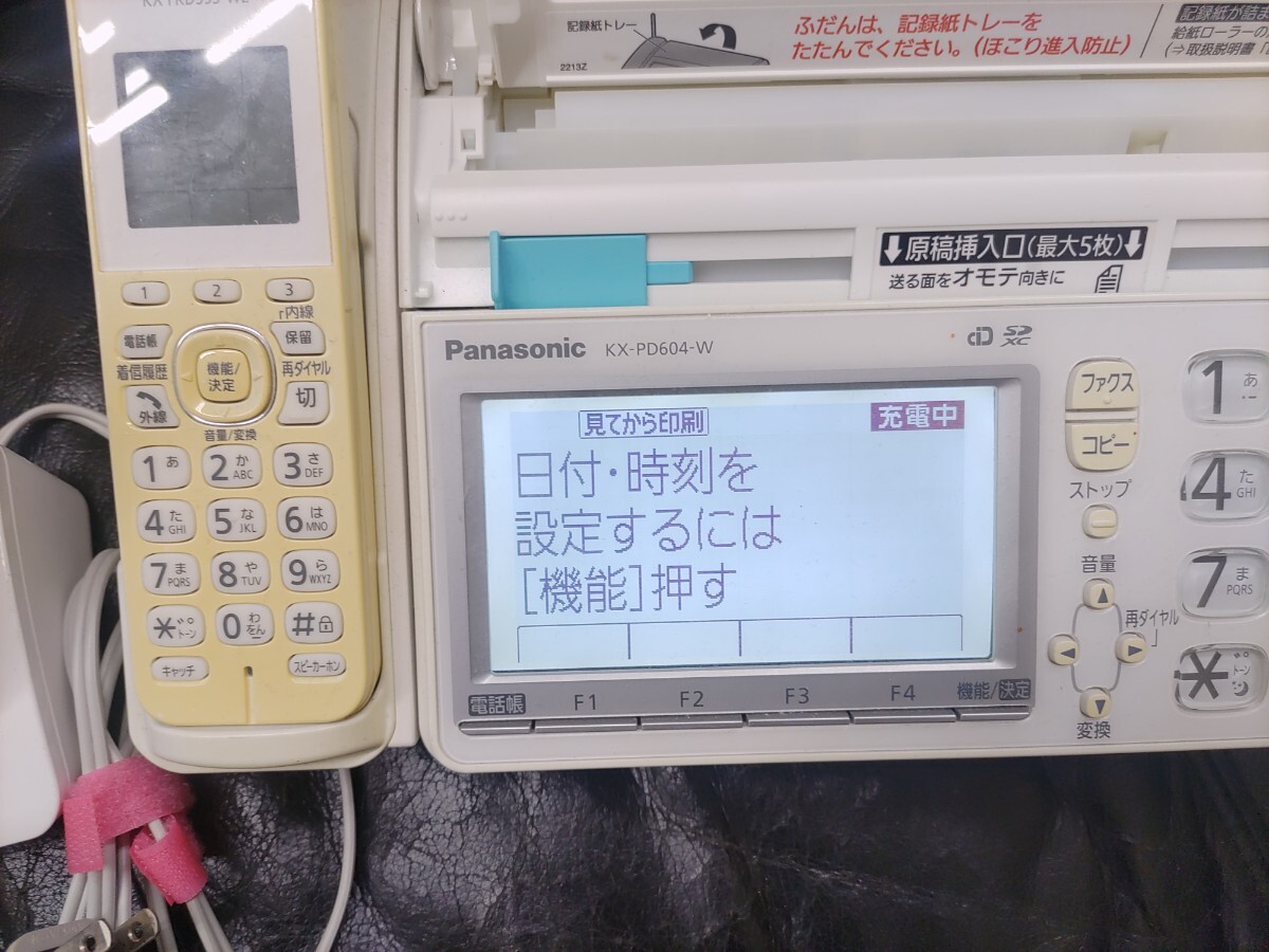 Panasonic　　　　　　　　　　　　　　パナソニックシステムネットワーク㈱　　1パーソナルファックスMODEL KXPD604DL-V 　