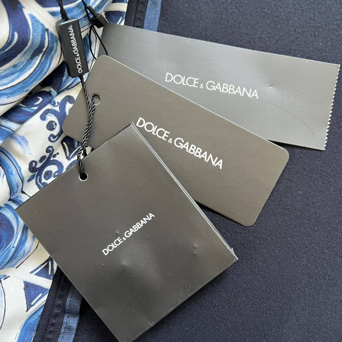 【送料無料】【新品】Dolce&Gabbana ドルチェ&ガッバーナ テーラードジャケット　ブレザー　金ボタン　メンズ　50 XL ブラック　黒　裏地_画像6