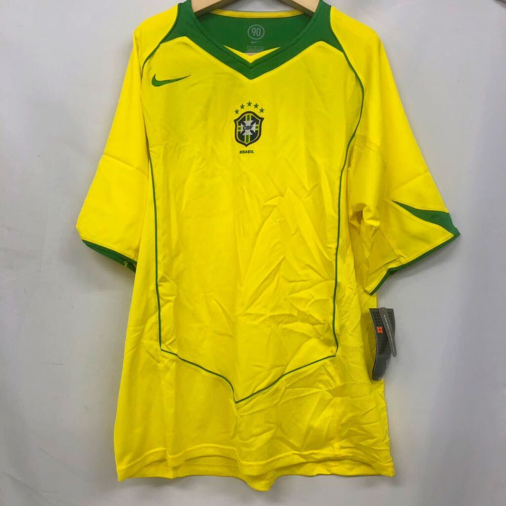 2004 ブラジル代表シーズン ホームユニフォーム NIKE L 未使用タグ付き　ロナウド　ロビーニョ ロナウジーニョ　カカ　カフー_画像1