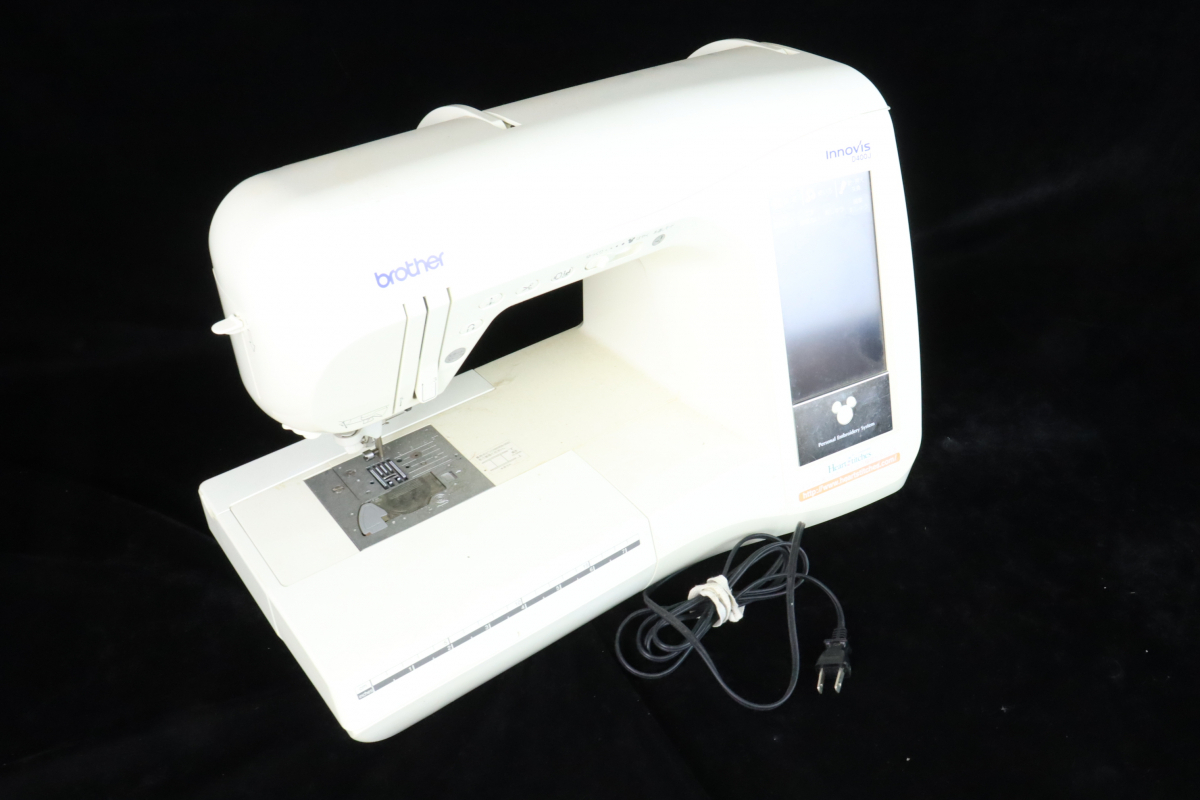 brother innovis D400J Brother ino vi z embroidery machine attaching computer sewing machine Disney sewing machine operation verification ending 060IDGIW57