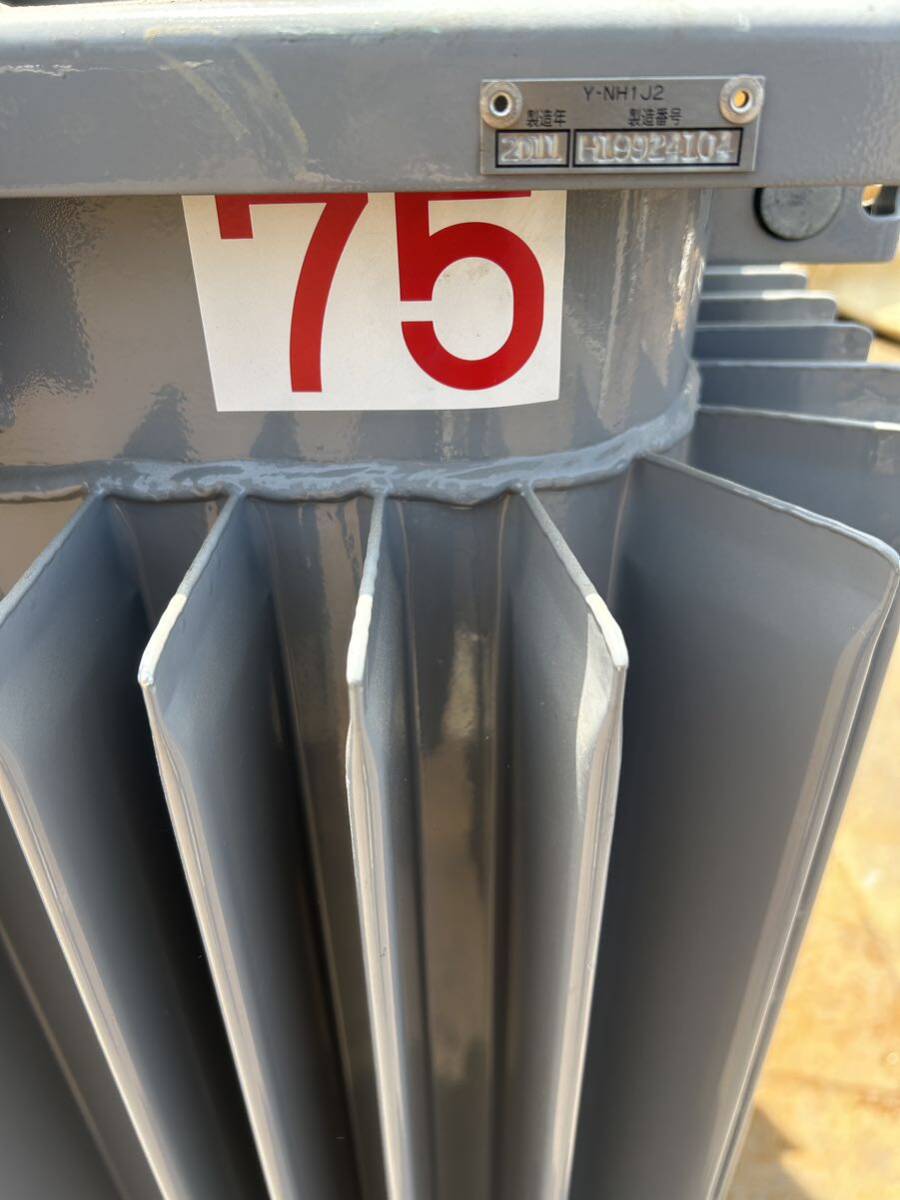Yahoo!オークション - トランス 変圧器 3相 100 kVA 75kVA 日立 Yahoo!オークション - トランス 変圧器 3相 100 kVA 75kVA 日立