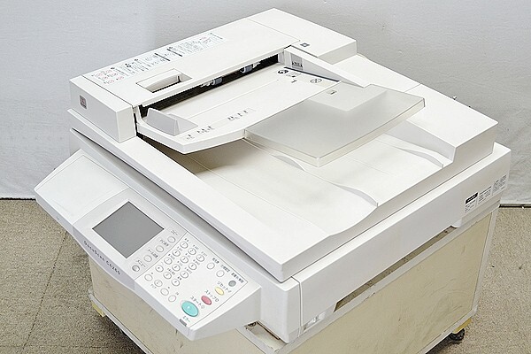 14315枚　中古A3スキャナー Fuji Xerox（Fujifilm） DocuScan C4260 【中古】_画像3