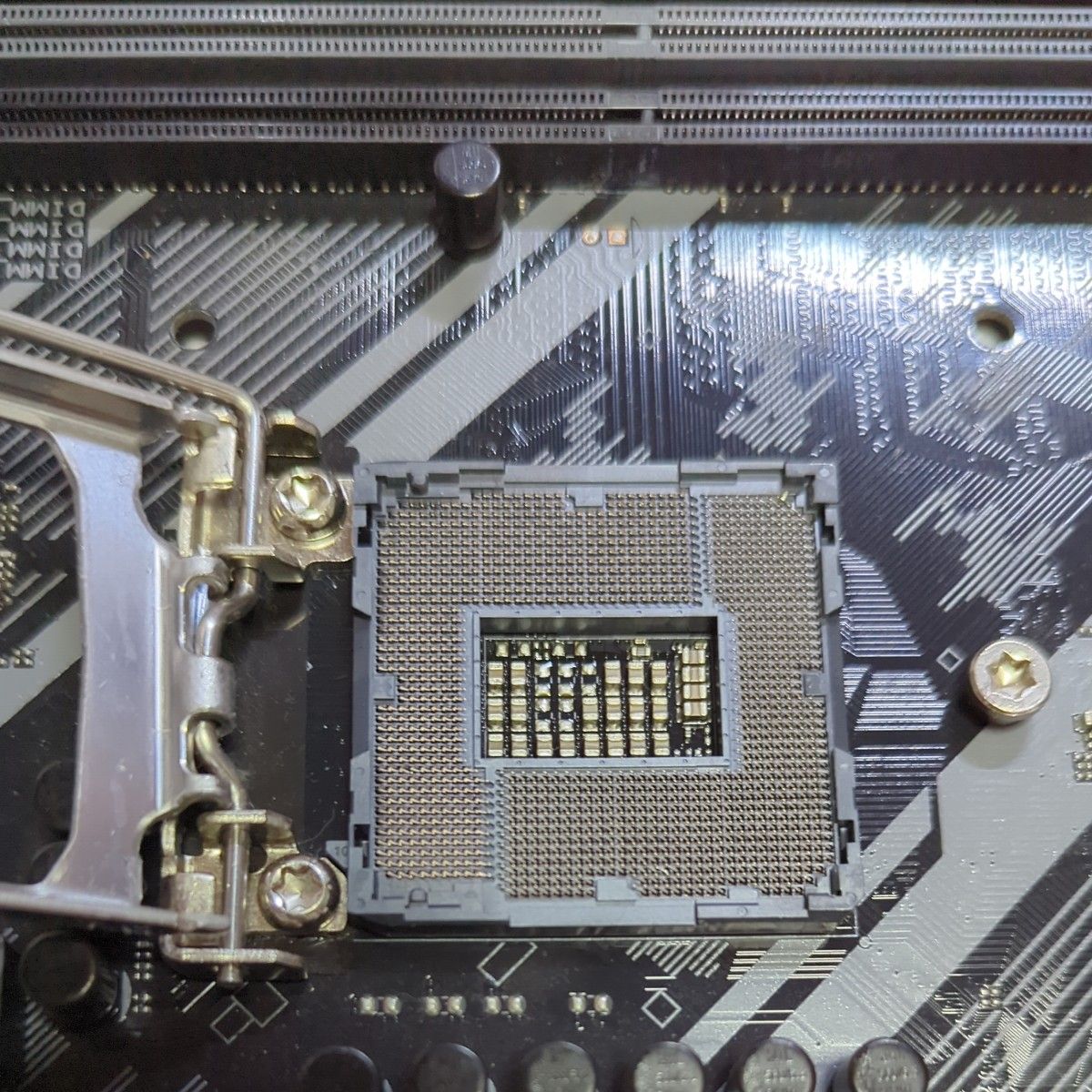 ASUS TUF B360-PLUS GAMING ATXマザーボードLGA1151 ジャンク品