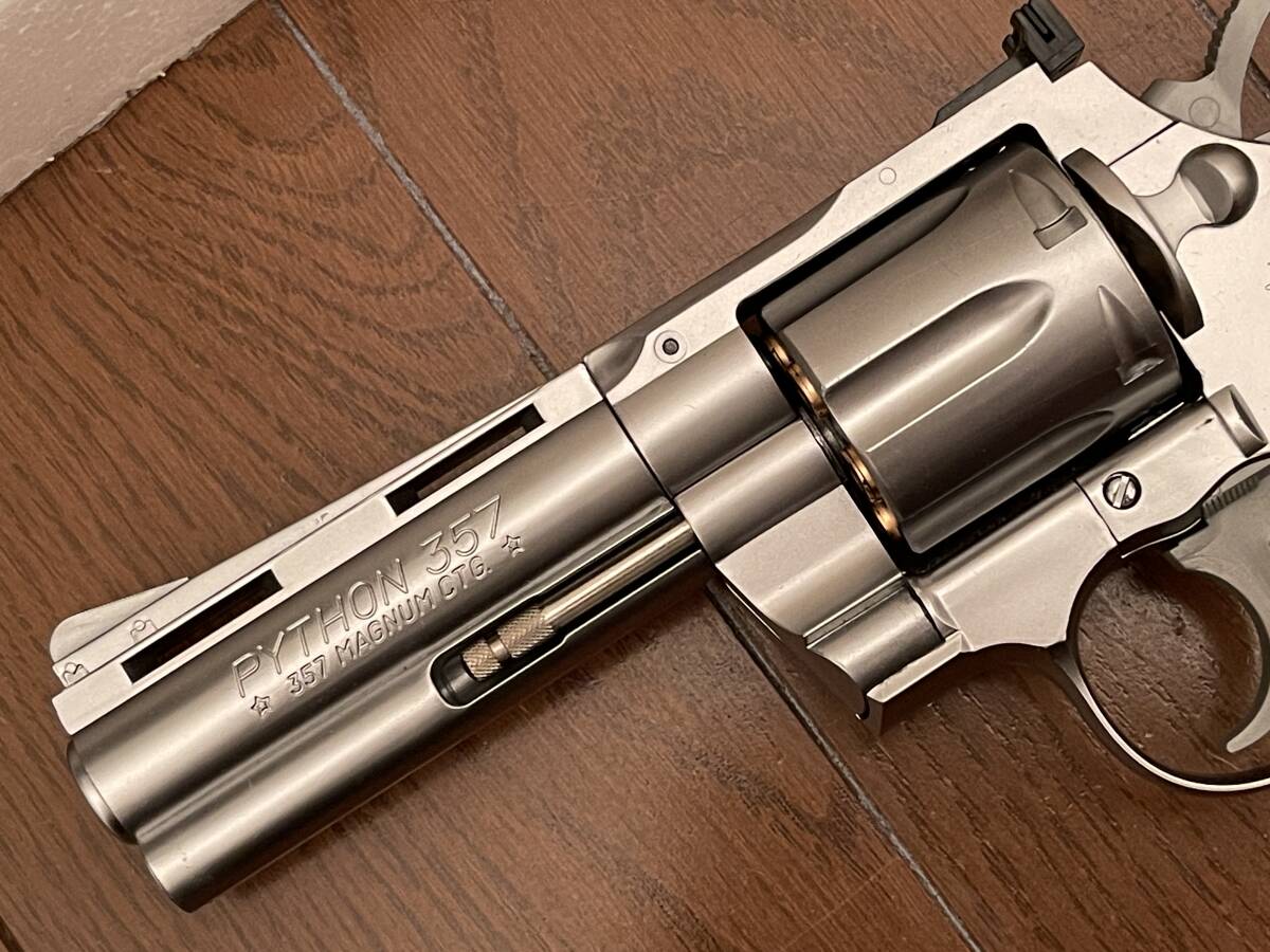 東京マルイ コルトパイソン .357mag. ４インチ ステンレスモデル COLT PYTHON 10歳以上 動作確認品 ジャンク扱いの画像2