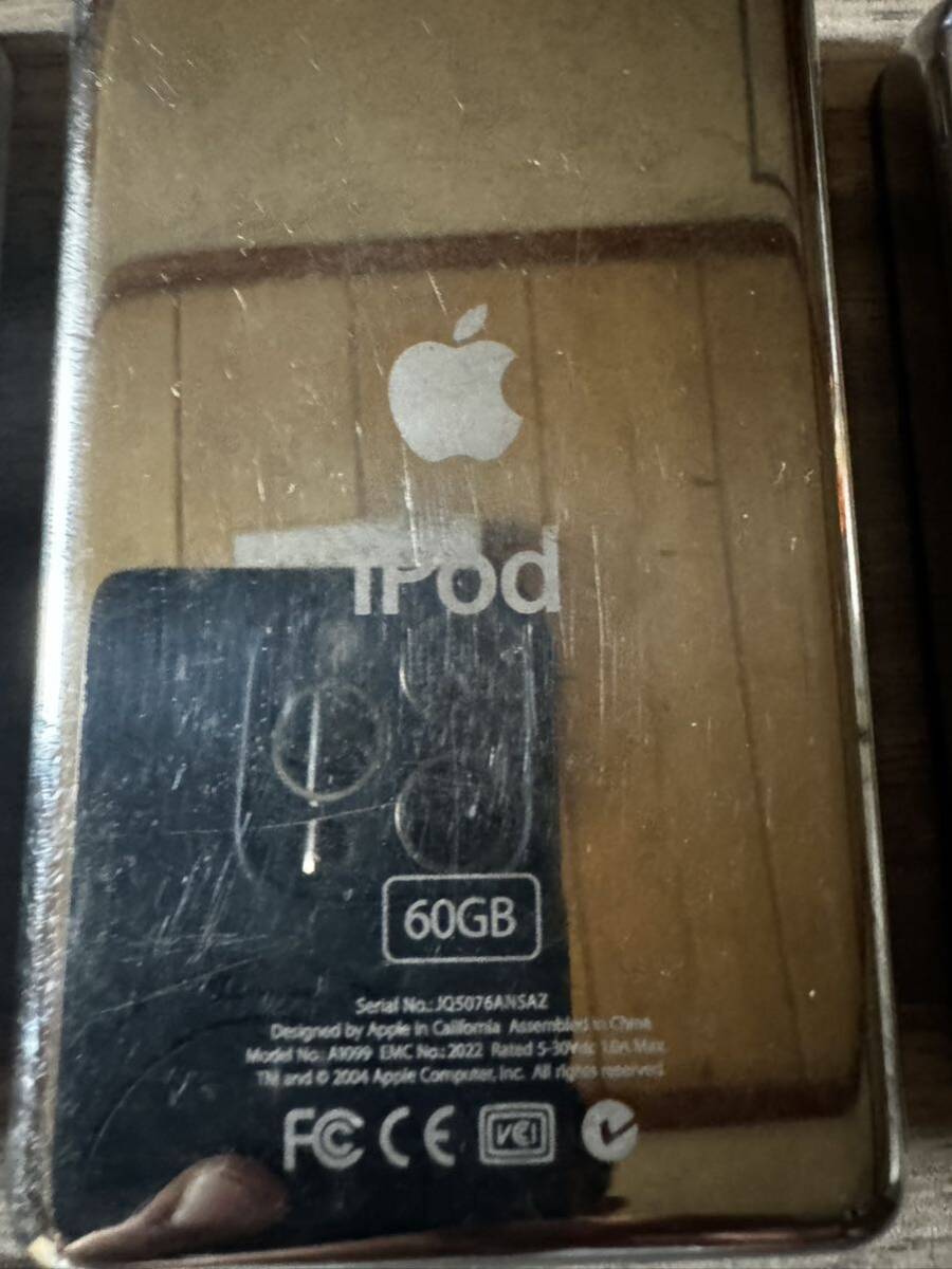 iPod 4 шт.    нерабочий товар  