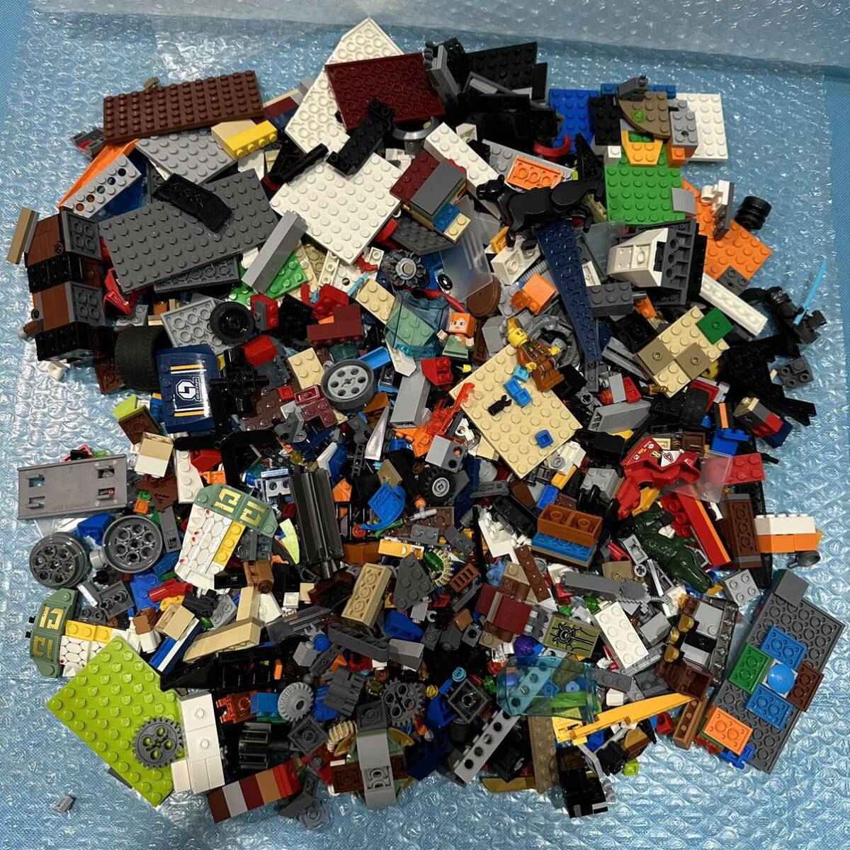 LEGO レゴ ブロック 大量 まとめ売り 約1.5kg 乗り物 ブロック パーツ 基礎板 マインクラフト フィグ など 色々 (11)80_画像1