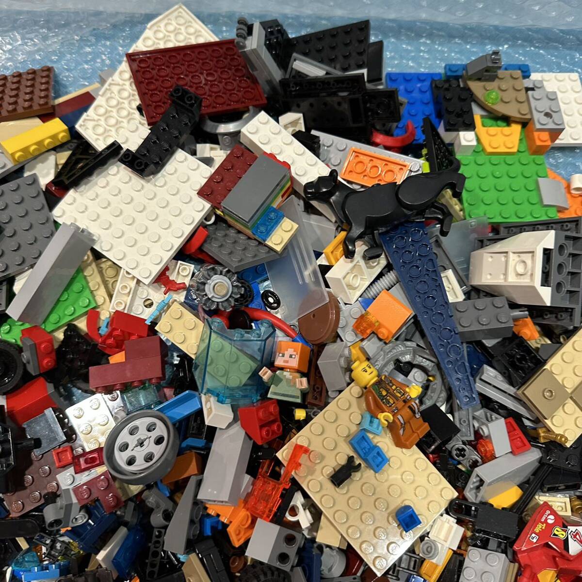 LEGO レゴ ブロック 大量 まとめ売り 約1.5kg 乗り物 ブロック パーツ 基礎板 マインクラフト フィグ など 色々 (11)80_画像6