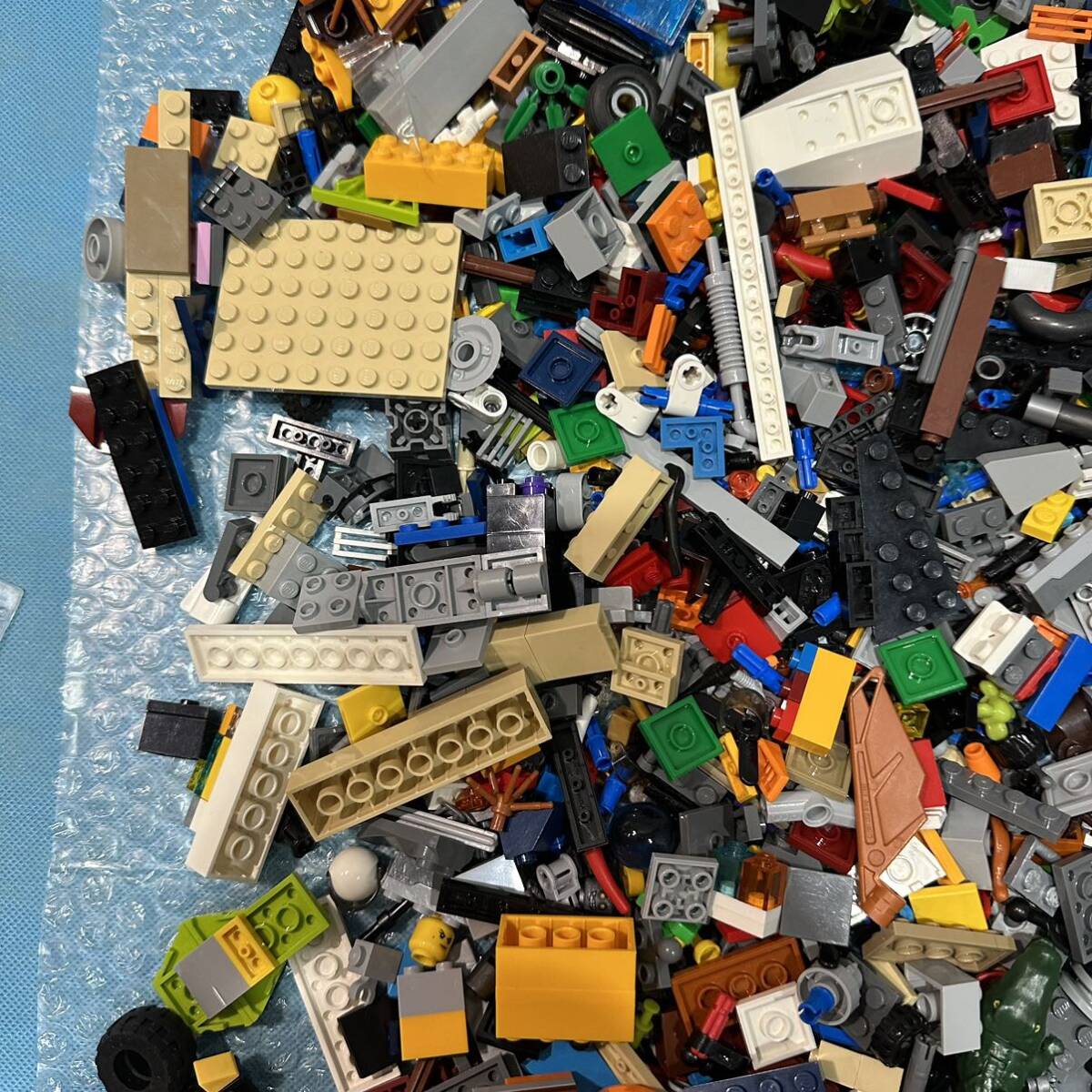 LEGO レゴ ブロック 大量 まとめ売り 約2kg 乗り物 ブロック パーツ 基礎板 マインクラフト フィグ など 色々 (12)80_画像5