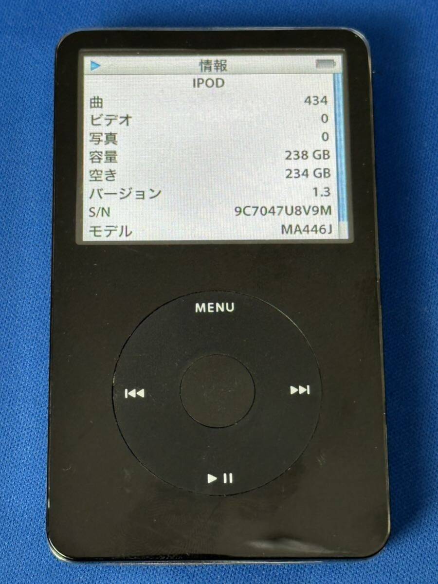 レアな5.5世代 Wolfson たっぷりApple 256GB SSD 搭載 A1136 MA446J iPod classic シリアルJ05441XOUKN 動作品 ブラック _画像2