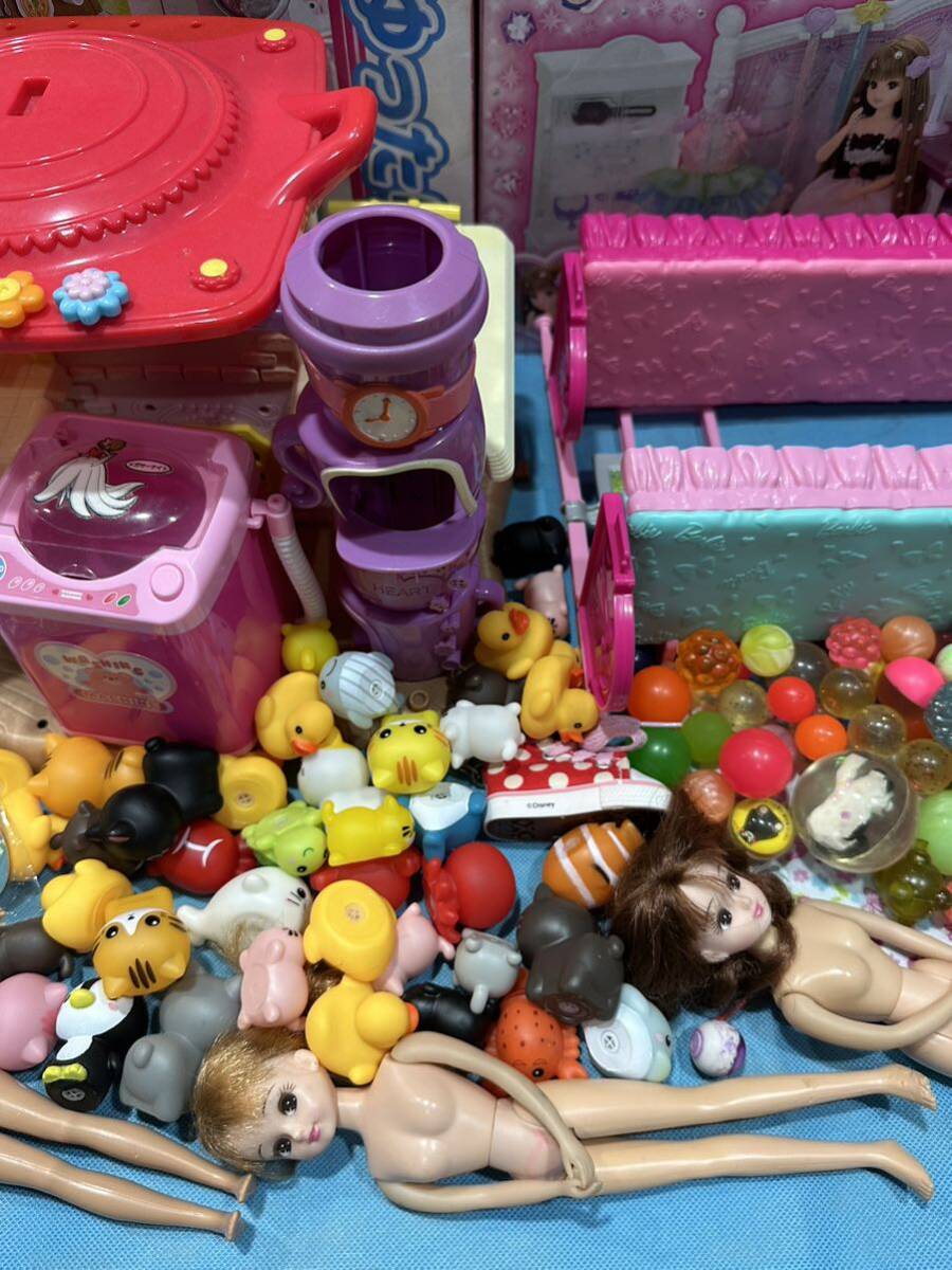 リカちゃん人形 バービー人形 おもちゃ フィギュア ドールハウス など 大量セット まとめ売り ファミリーカー キラかみサロン など 160_画像4
