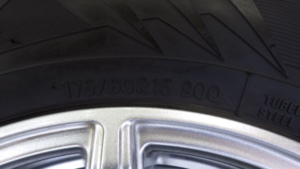 175/80R15 トーヨー Winter TRANPATH TXスタッドレスタイヤ 2022年製 15×5.5J PCD114.3 ＋45 4本SET パジェロミニ テリオスキッド等への画像5