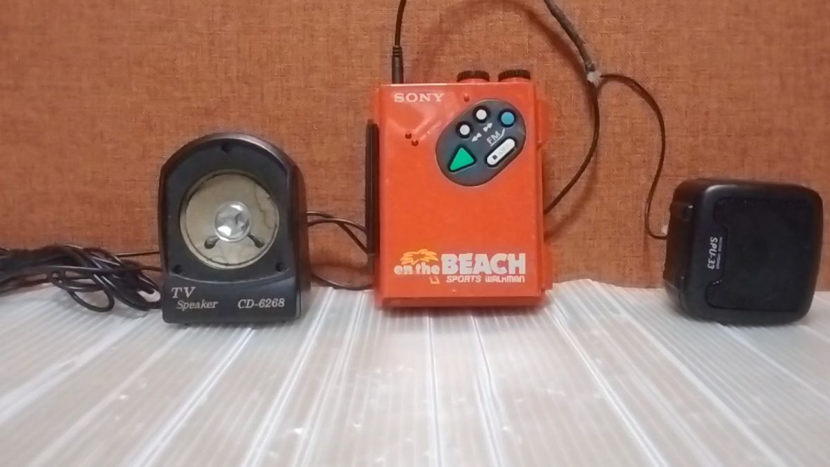 動作　WM-F5　カセット　スポーツ　ウォークマン　on the BEACH　Walkman　SONY　ソニー