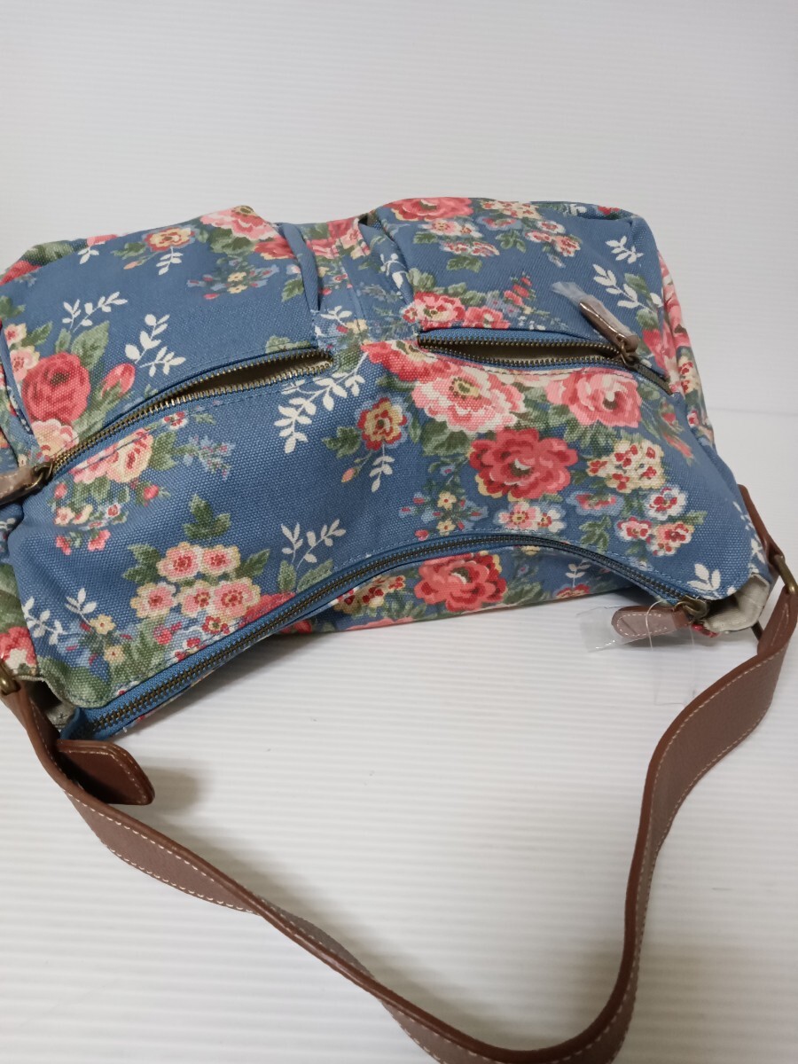  новый товар * не использовался Cath Kidston сумка campus кожа цветочный принт one сумка на плечо 