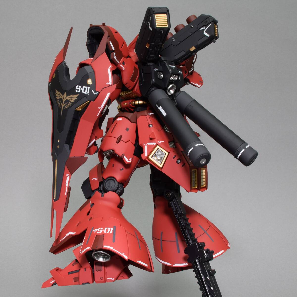 塗装済完成品 RG サザビー ガンプラ