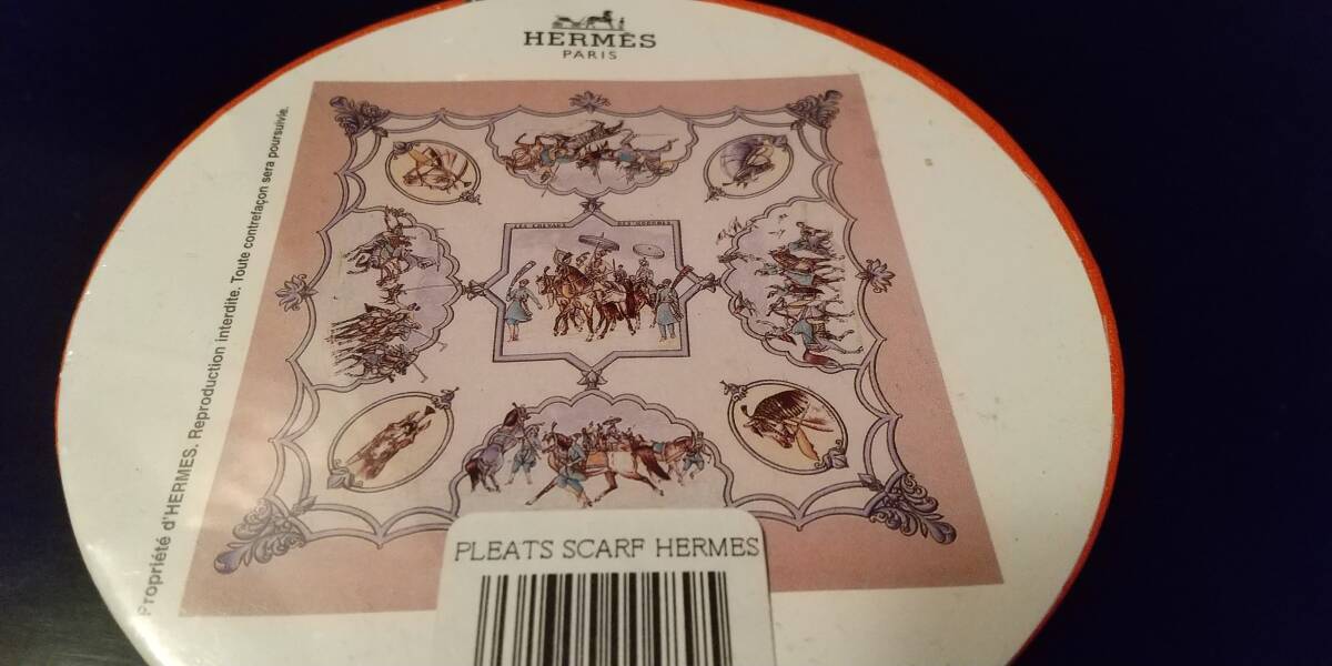 エルメス スカーフ プリーツスカーフ 未使用 未開封  PLEATS SCARF HERMES 馬柄の画像1