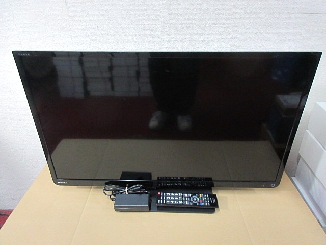 S5806 ジャンク 画像出ません 音は出ます TOSHIBA 東芝 REGZA 32S10 液晶テレビ 32型 2015年製 リモコン付 現状渡しの画像1