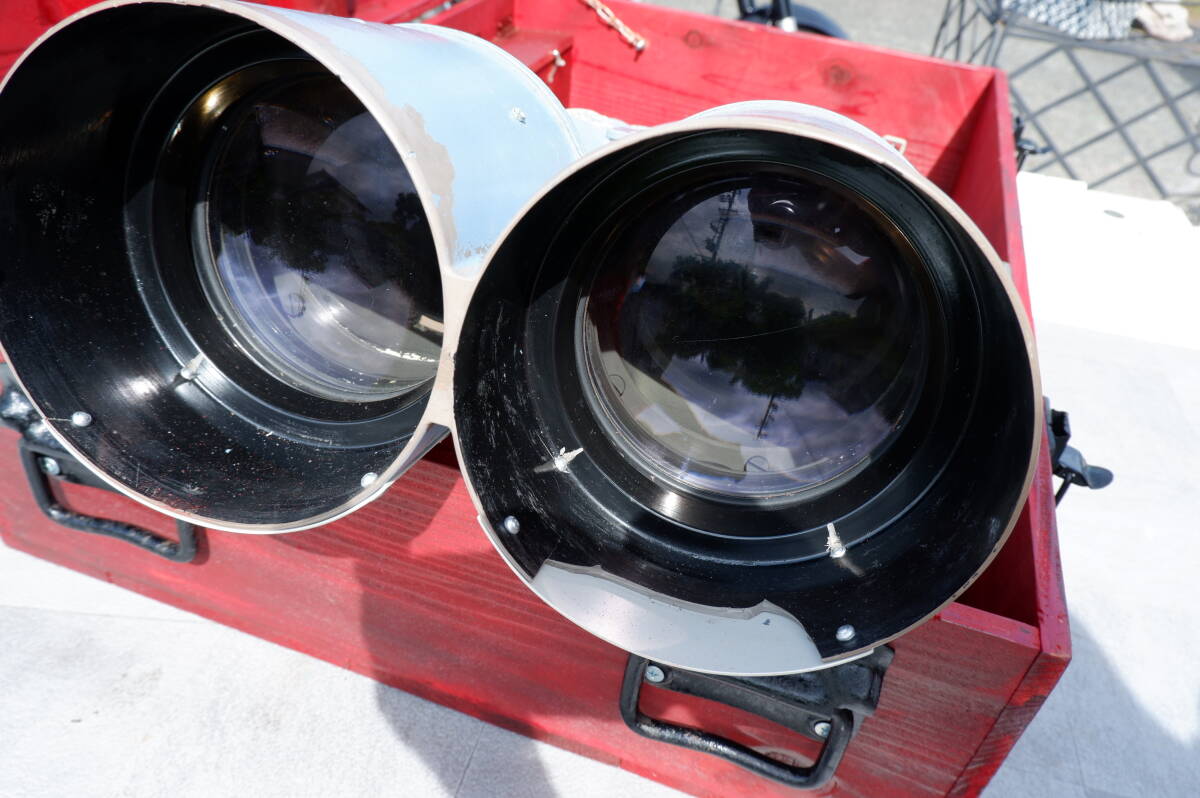 ニコン　NIKON ブリッジ双眼鏡（双眼望遠鏡Ⅱ型）_右側対物レンズに1本の傷あります