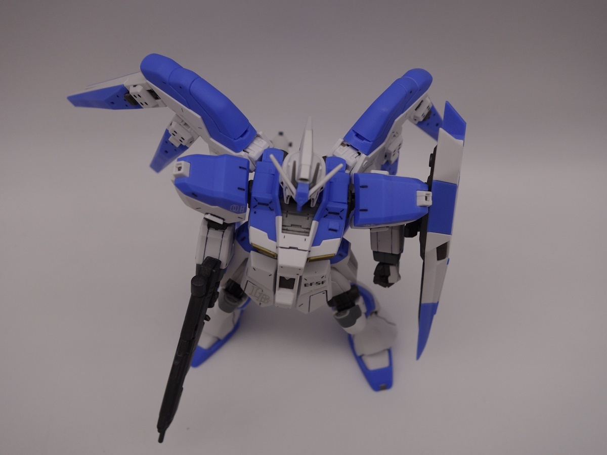 HGUC 1/144 Hi-νガンダム 完成品 プラモデル バンダイ_画像2