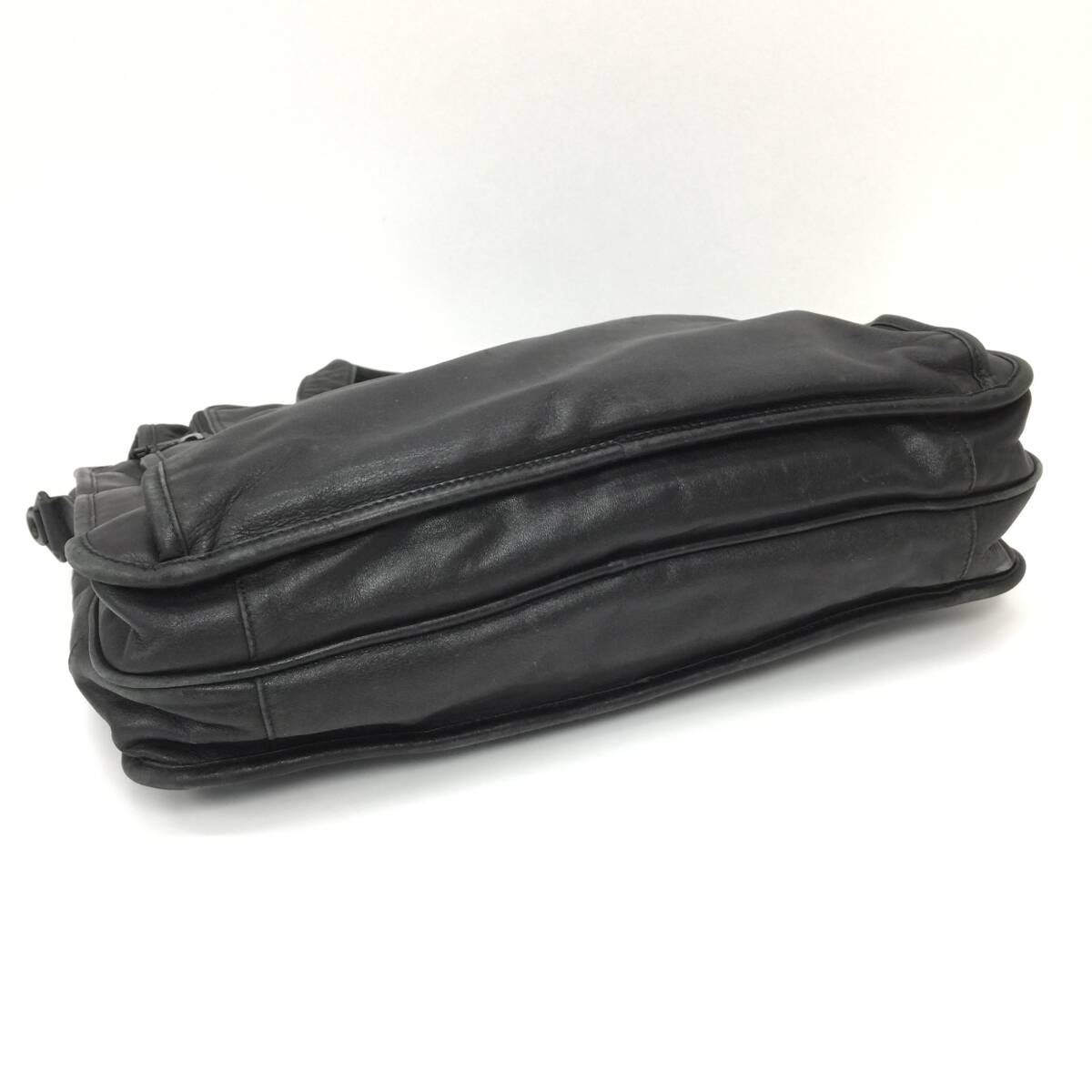 183 TUMI トゥミ レザー ビジネス バッグ 書類鞄 ブリーフケース トート 通勤 本革 皮革 バッグ A4 メンズ ブラック 黒 ストラップ欠品の画像4