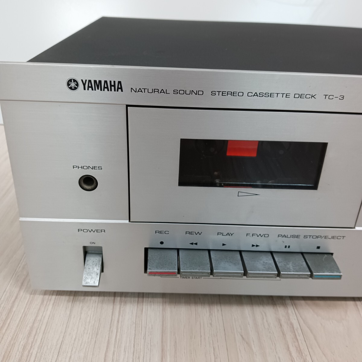 B47 ヤマハ YAMAHA NATURAL SOUND STEREO CASSETTE DECK TC-3 カセットデッキ オーディオ機器 通電確認済み 現状品_画像8