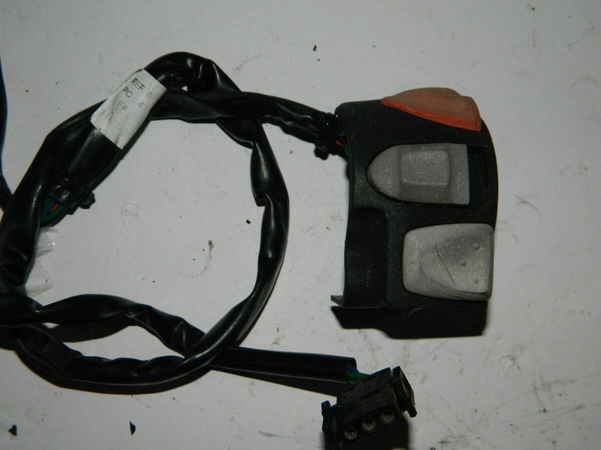 4421 BMW F650CSs CarVer right handle switch 0