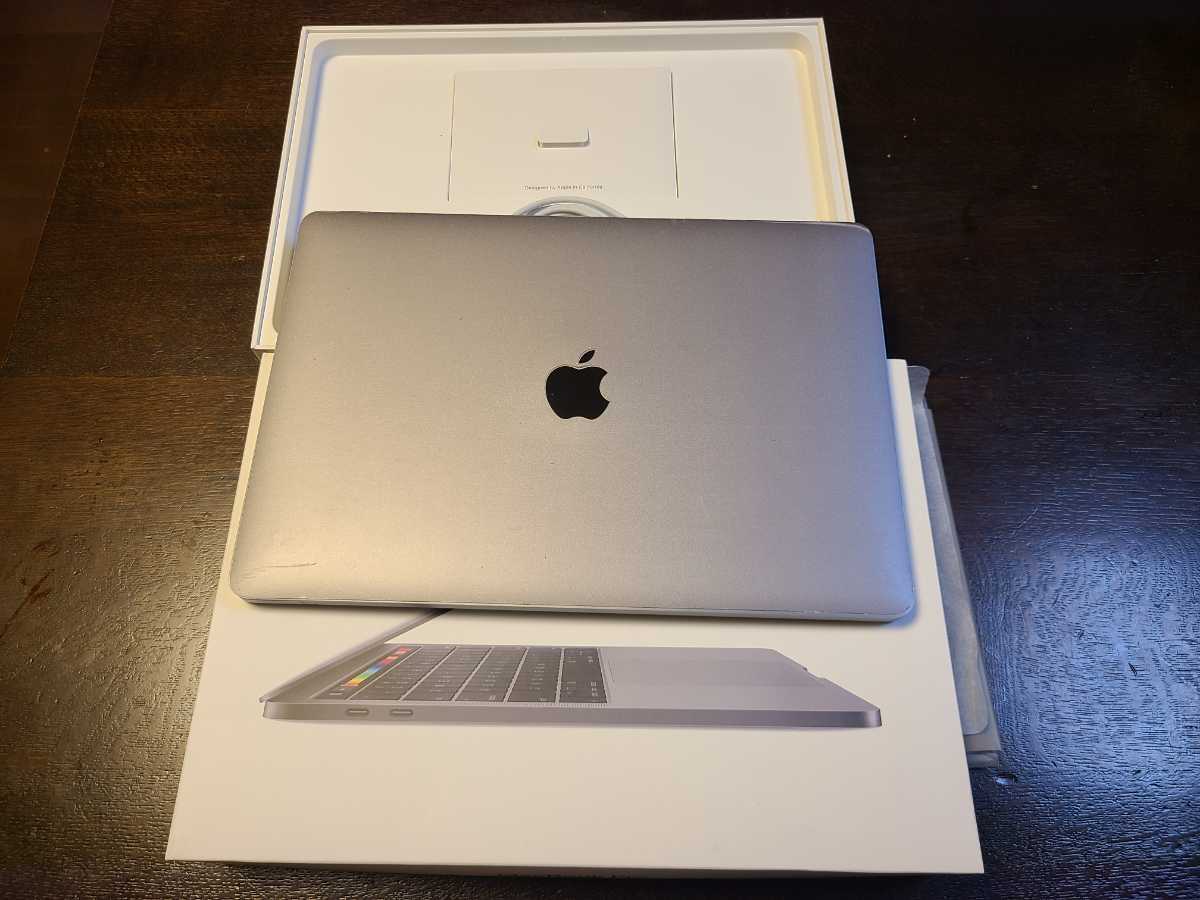 USキーボード Apple MacBook Pro 13-inch 2019 Core i7 2.８0GHz/16GB/512GB 箱付き_画像1