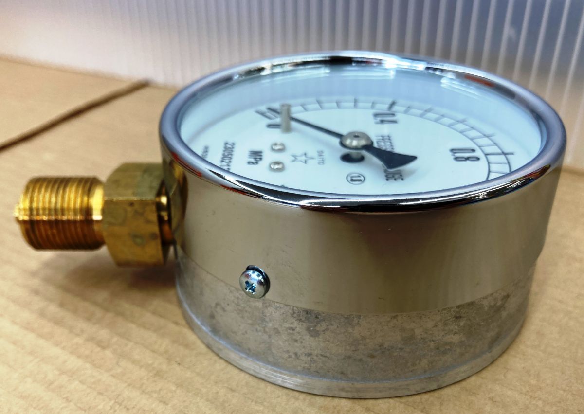 ◇【ジャンク品扱い/実使用なし】大東計器　圧力計　PRESSURE GAUGE　AT　3/8　75ｍｍ　1.6MPa　【中古】_画像4