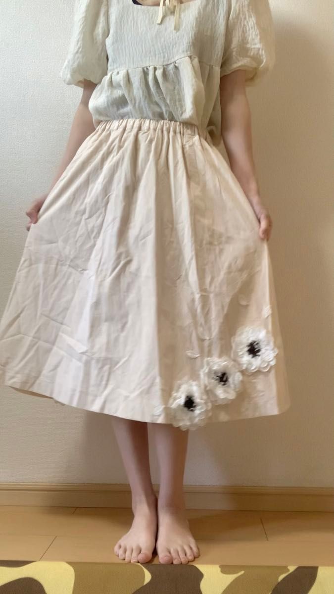 ロングスカート スカート 白　お花　かわいい