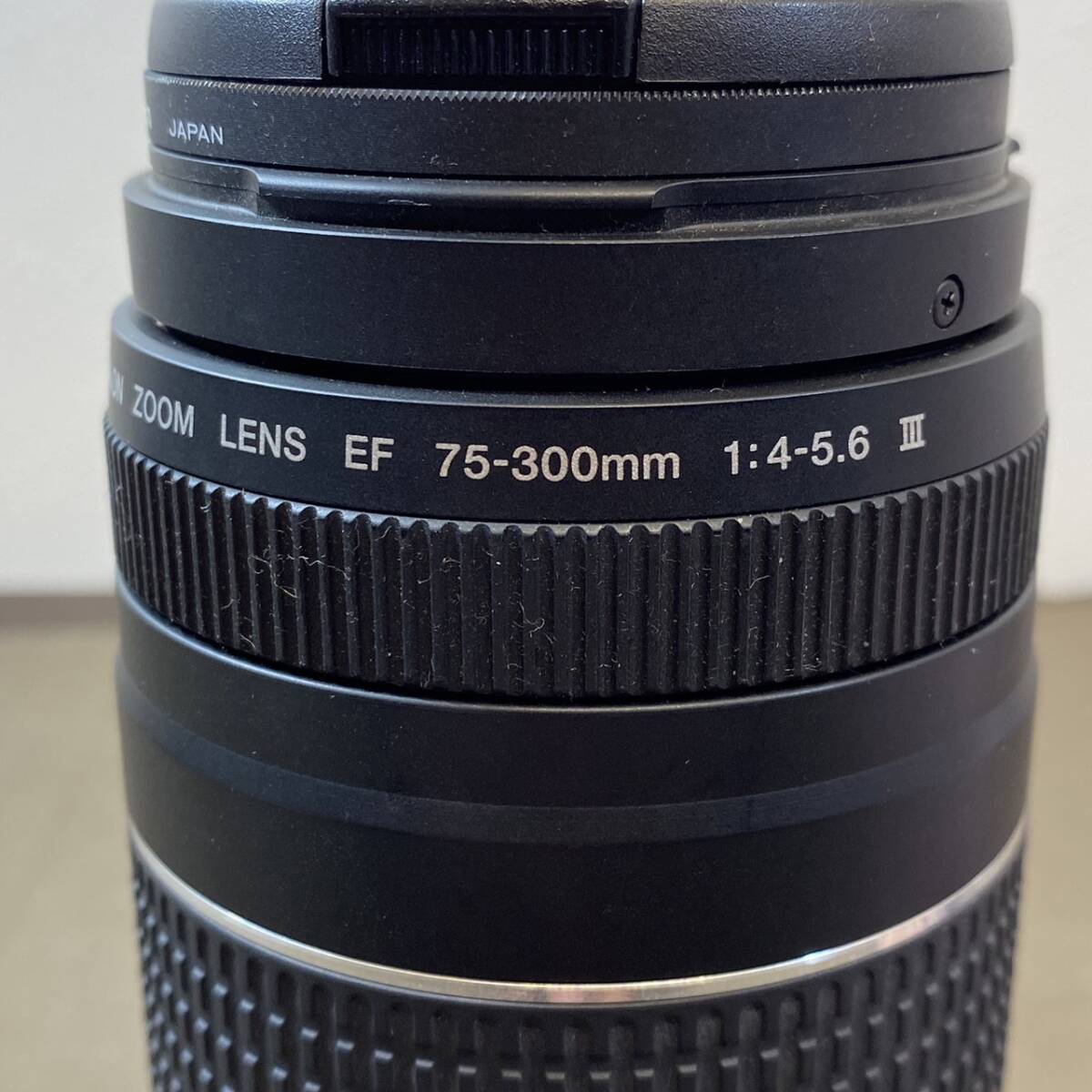 ●【MH-7374】中古品 Canon キャノン EF 75-300mm F4-5.6 Ⅲ ズームレンズ カメラパーツ【レタパプラス可能】_画像5