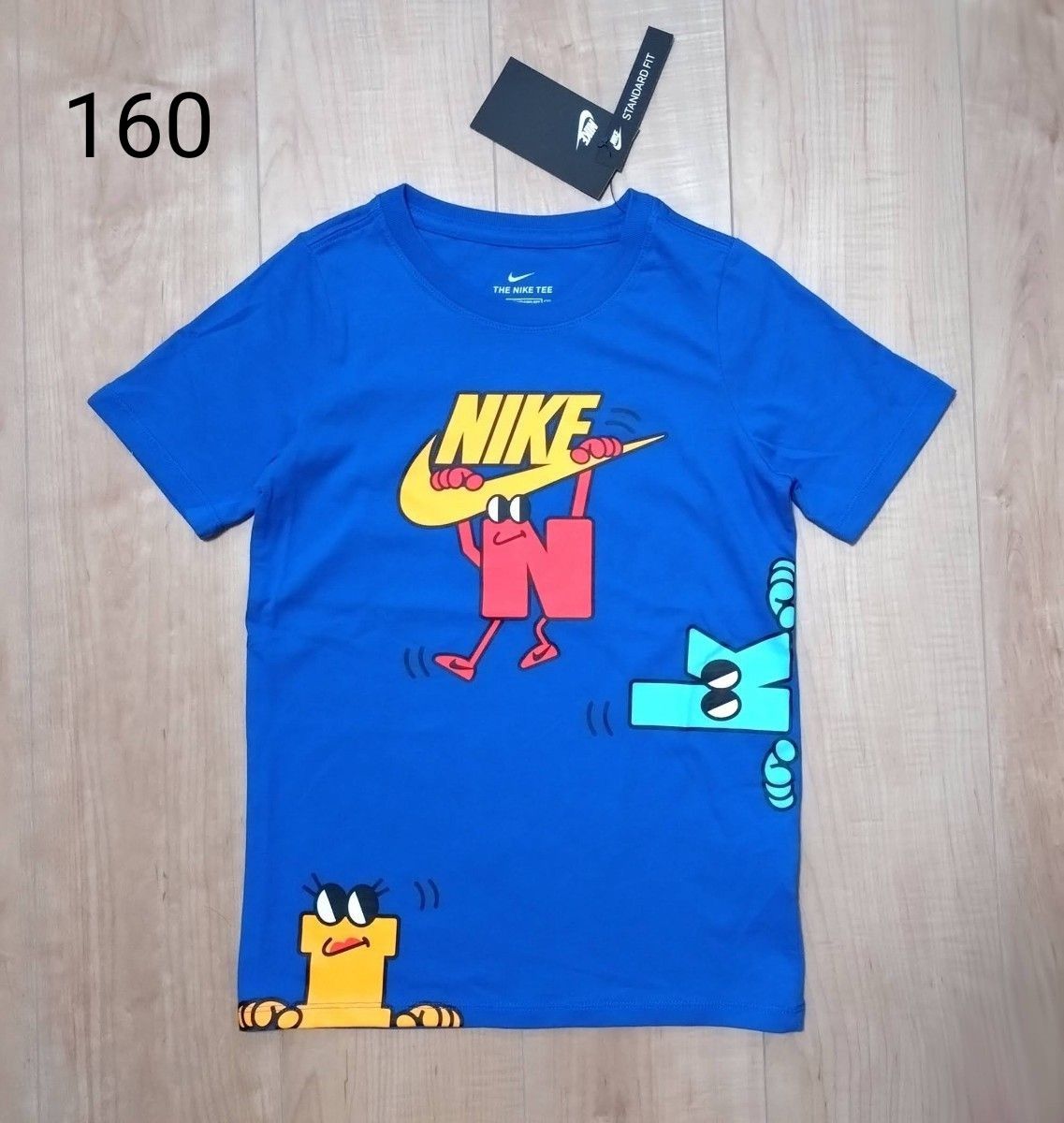 新品　NIKE　ナイキ　半袖　Tシャツ　160　女の子　男の子　イラスト