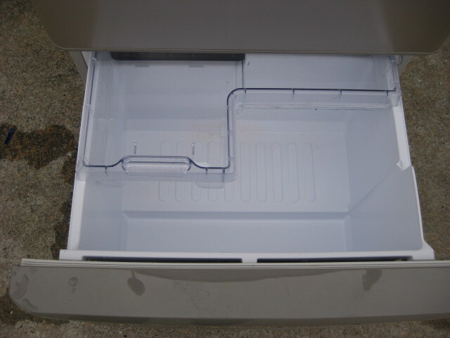 大阪WA2111 SHARPシャープ プラズマクラスター冷蔵庫 350L どっちからもドア SJ-W353G 両開き 3ドア 引取可能の画像8