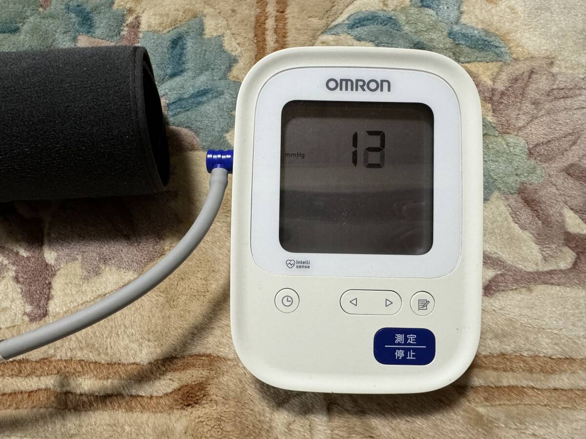 オムロン 上腕式血圧計 スタンダード19シリーズ HCR-7106の画像2