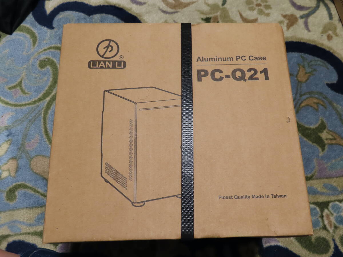 LIAN LI PC-Q21 キューブ型PCケース【未使用品】の画像1