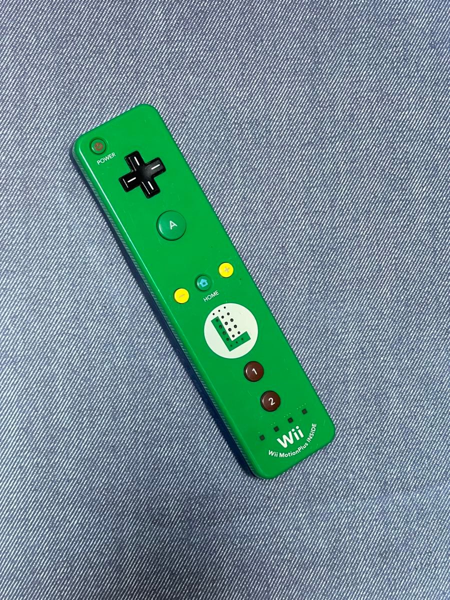 Nintendo Wii Wiiリモコンプラス ルイージ