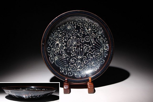☆百合☆吉州窯皿　直径約22.4cm　(検)花紋 飾皿 皿 唐物 中国美術 古玩 古道具_画像1