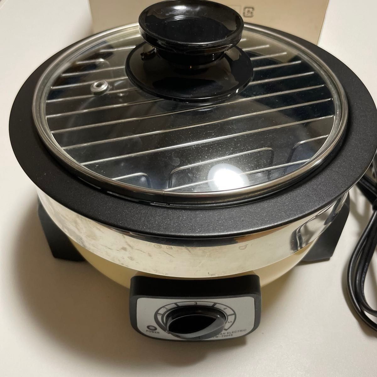 自宅で簡単　ひとり電気鍋　焼肉や鍋物すき焼きなどに　グリル鍋　プレート付き　K2340-0010