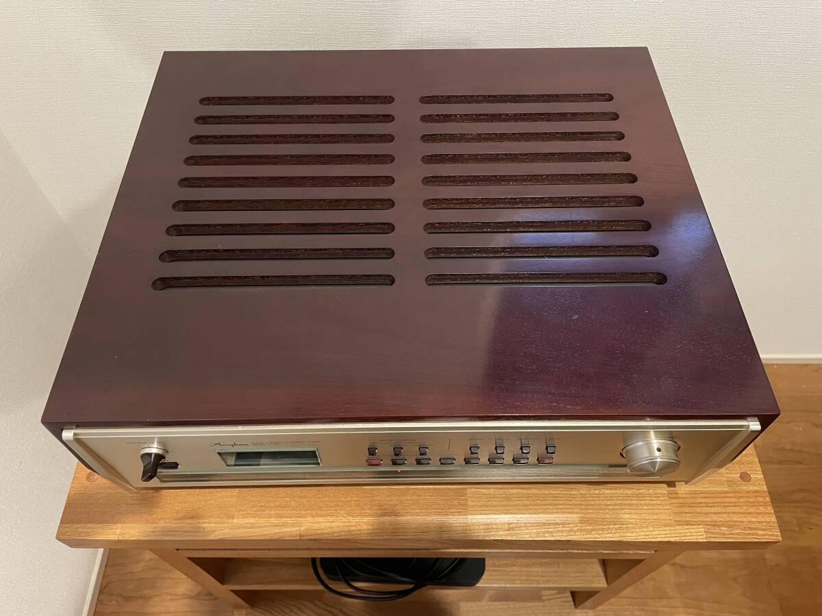  Accuphase tuner T-105