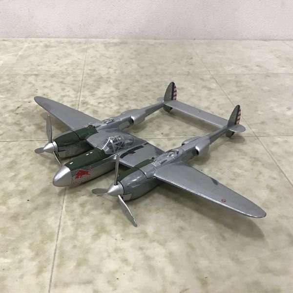 1円〜 破損 ヘルパウィングス 1/72 THE FLYING BULLS Lockheed P-38 ライトニング Reg. N25Yの画像3