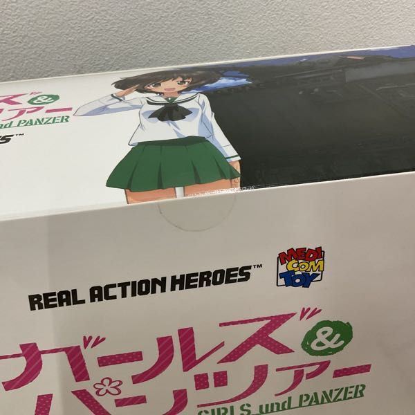 1 jpy ~ unopened meti com * toy RAH real action hero z Girls&Panzer autumn mountain super flower .
