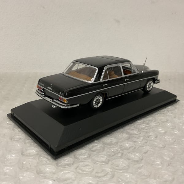 1円〜 ミニチャンプス 1/43 メルセデス 300 SEL 6.3 1968-72 ブラック_画像3