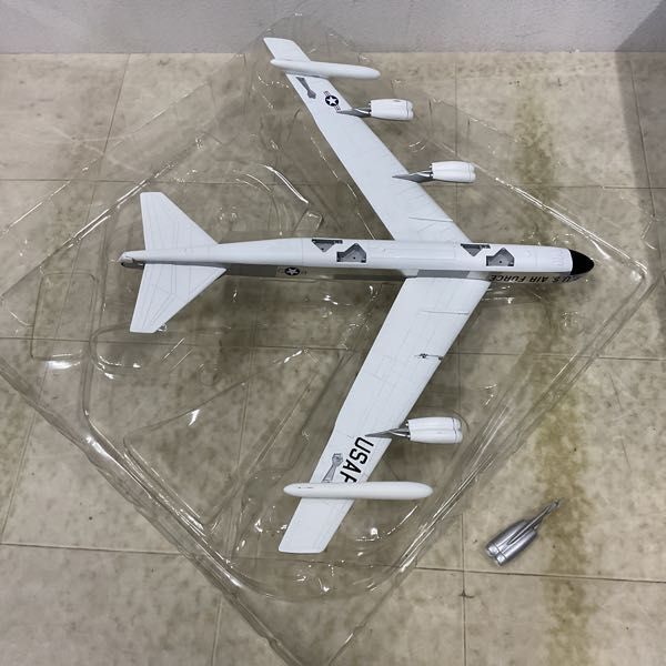 1 иен ~ повреждение Corgi 1/144bo- крыло B-52C Strato four to отсутствует 