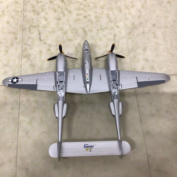 1円〜 ジェミニ ジェット Gemini Aces シリーズ ロッキード P-38L アメリカ陸軍航空軍 Yellow 42 Dick Bong フィリピン タクロバン_画像5