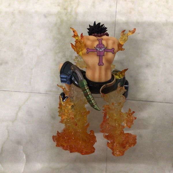 1円〜 バンダイ フィギュアーツZERO ONE PIECE ポートガス・D・エース Battle Ver. 十字火 Special Color Edition_画像3